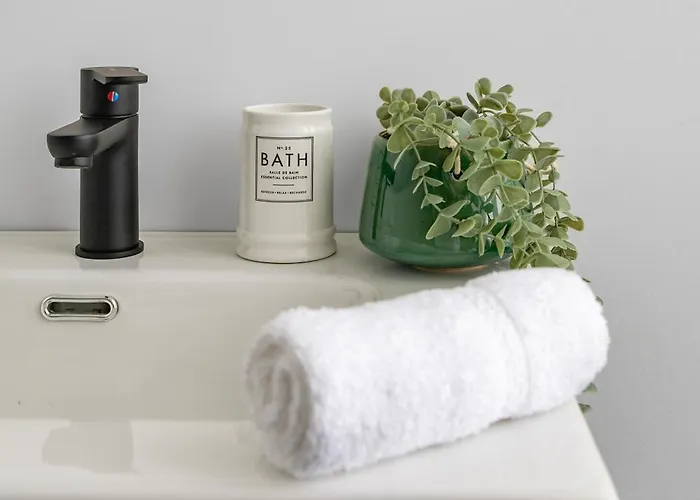 Le Ravy - Design, 2 Chambres, Centre Apartman *