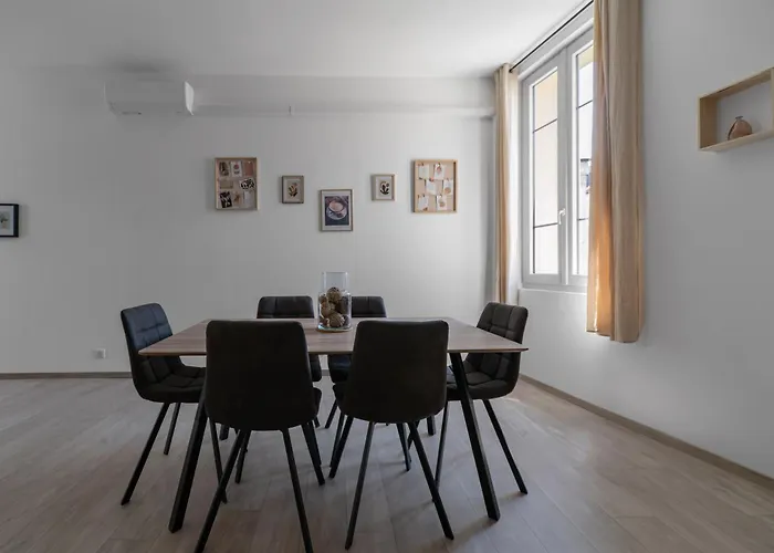 Le Ravy - Design, 2 Chambres, Centre Apartman Vichy